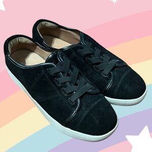 Vionic Sz 8.5 Jean Suede Sneaker